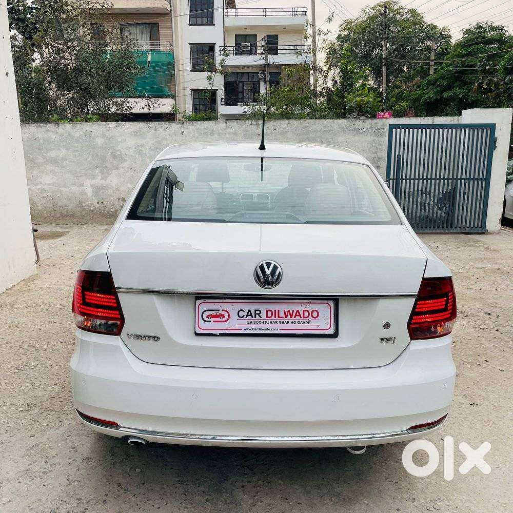 Volkswagen Vento 1.2 Tsi Highline Plus At, 2018, Petrol