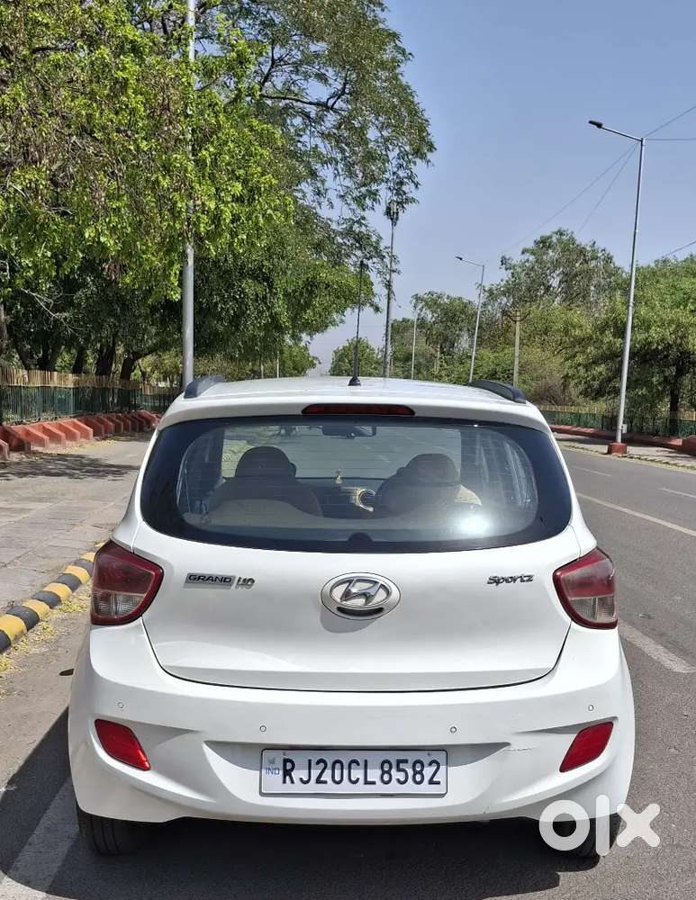 Hyundai Grand I10 Sportz 2016 Diesel