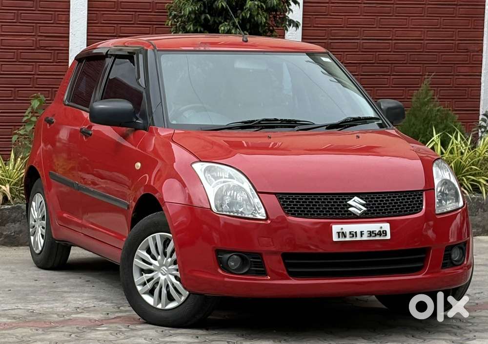 Maruti Suzuki Swift Vxi Bsiv, 2010, Petrol
