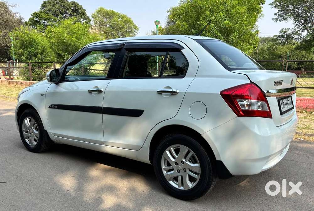 Maruti Suzuki Dzire 1.2 Zxi, 2012, Petrol