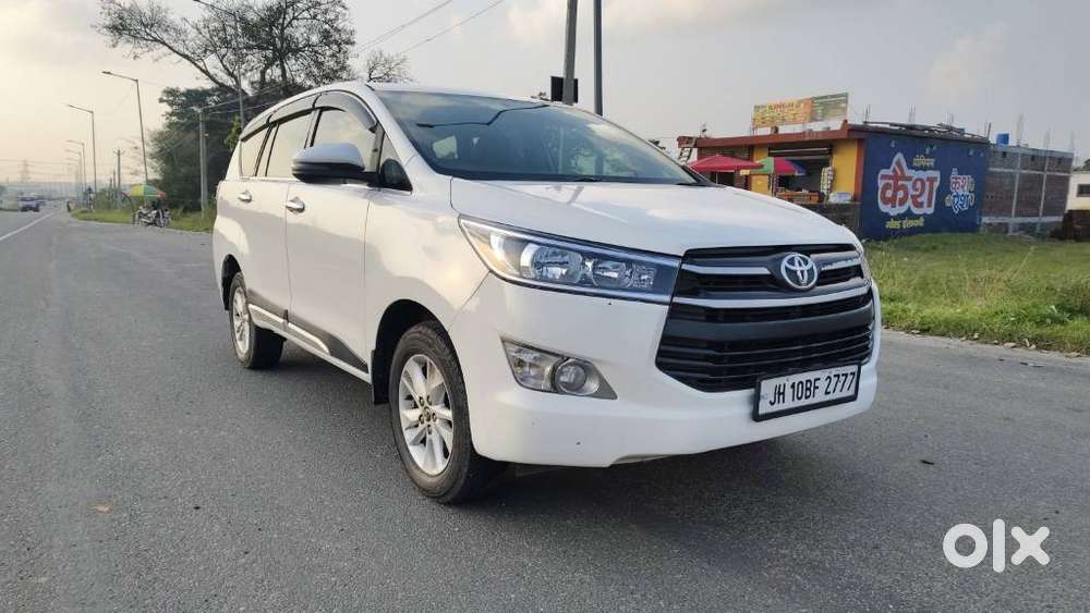 Toyota Innova Crysta 2.4 G Mt, 2017, Diesel