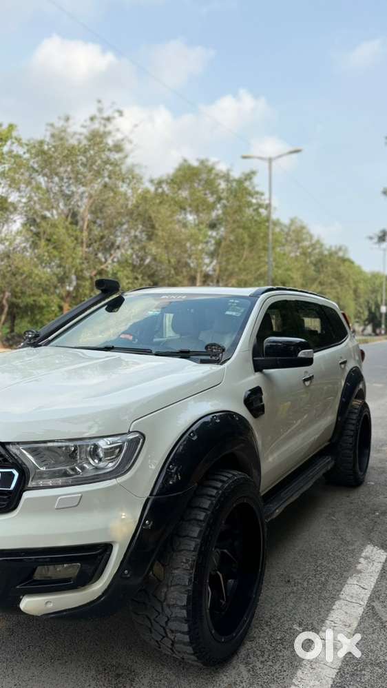 Ford Endeavour 3.2 4x4 (white)  Excellent Condition