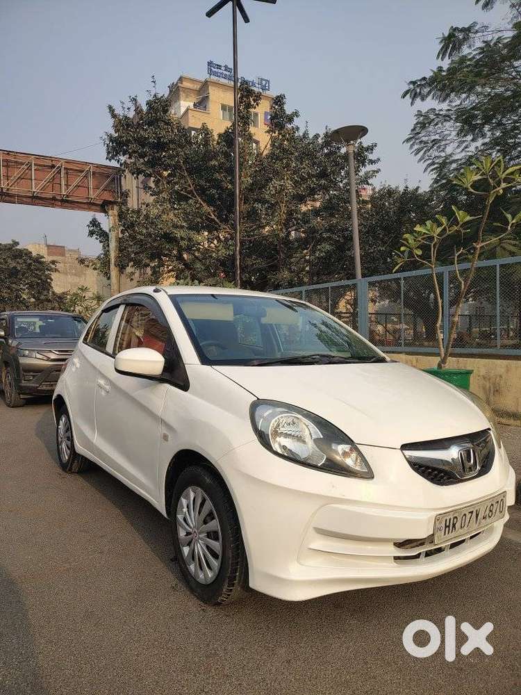 Honda Brio E Mt, 2015, Petrol