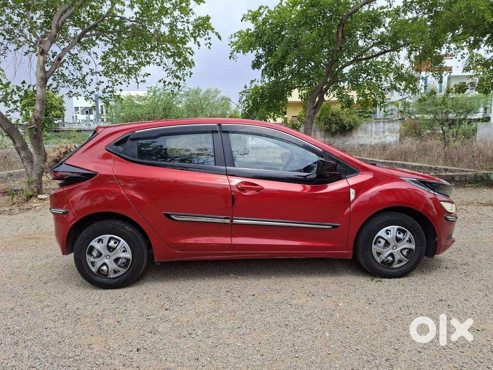 Tata Altroz 1.2 Xm, 2021, Petrol