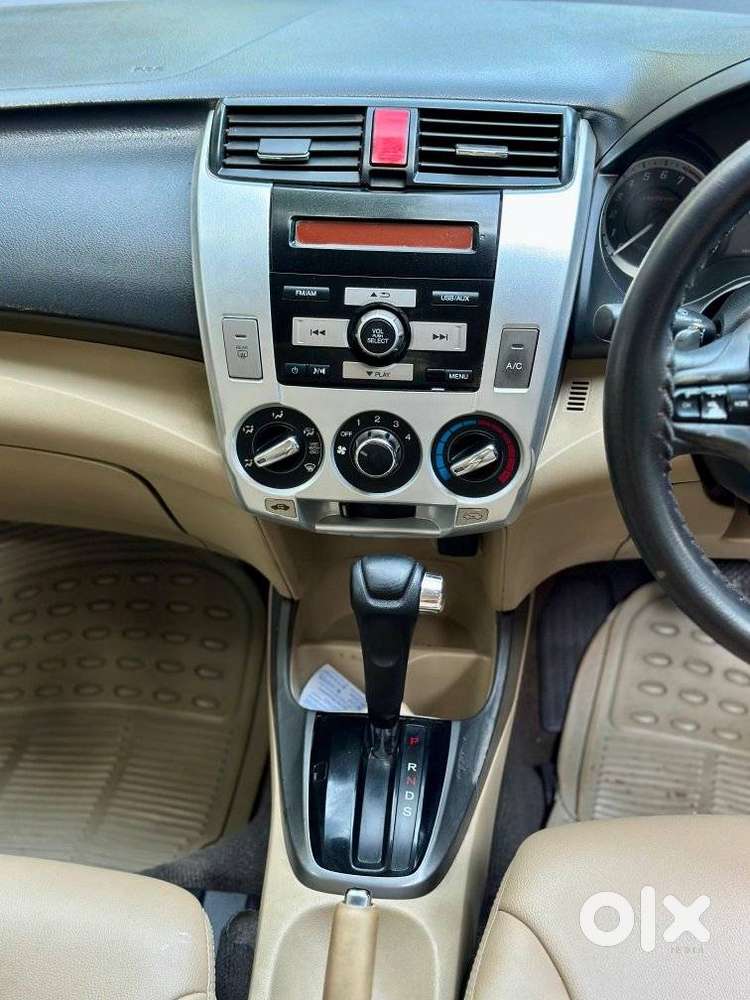 Honda City V At, 2013, Petrol