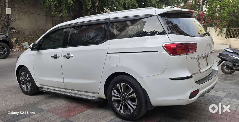 Kia Carnival Limousine Plus 7 Str, 2021, Diesel