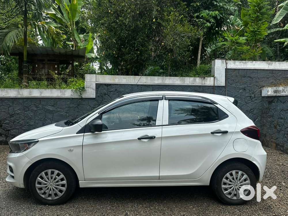 Tata Tiago Xe 2021 Petrol Well Maintained