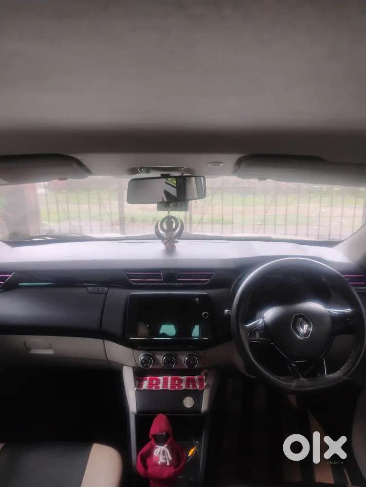 Renault Triber Bs6.2 Phase With Service Records.