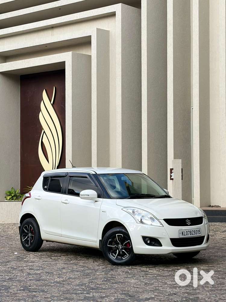Maruti Suzuki Swift Dzire 1.3 Vxi, 2014, Petrol