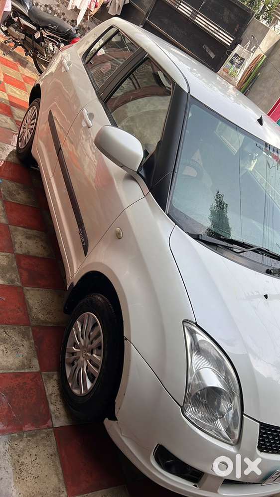 Swift 2011 Maruti Lxi