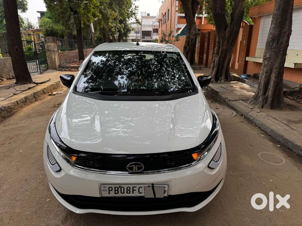 Tata Altroz 1.2 Xm Plus, 2023, Petrol