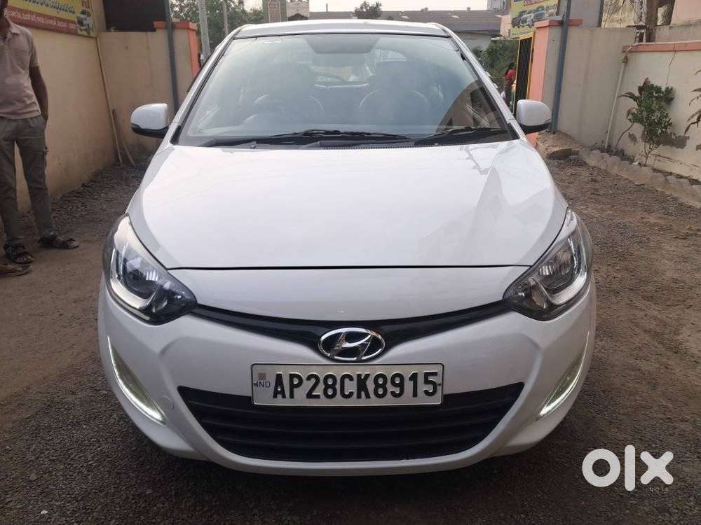Hyundai I20 Petrol Asta Option, 2013, Petrol