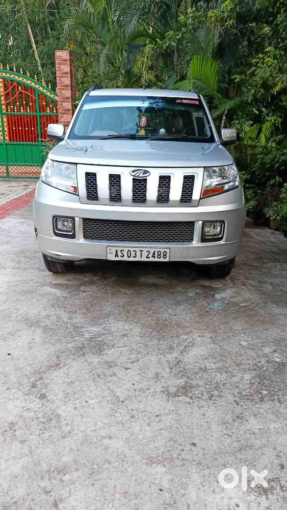 Mahindra Tuv 300 2016