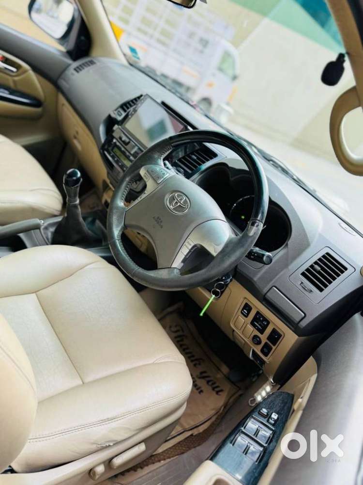Toyota Fortuner 4x2 Manual, 2013, Diesel