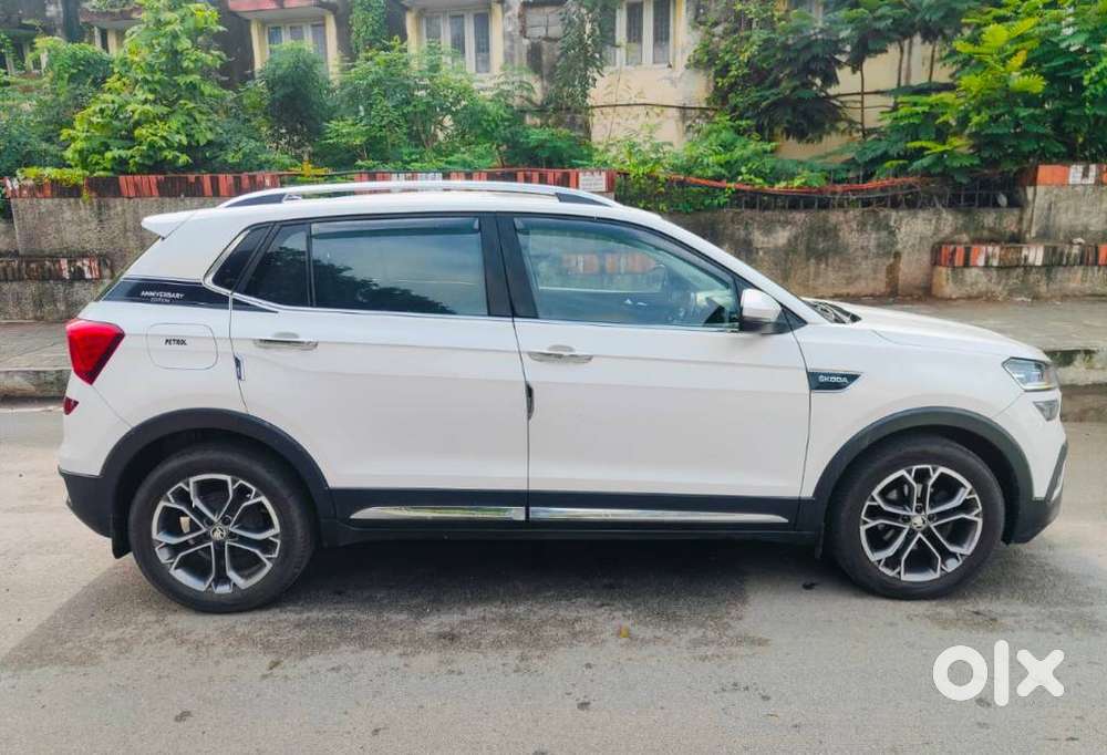 Skoda Kushaq Anniversary Edition 1.0l Tsi At, 2022, Petrol
