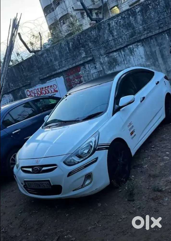 Hyundai Verna 2012 Diesel 100000 Km Driven