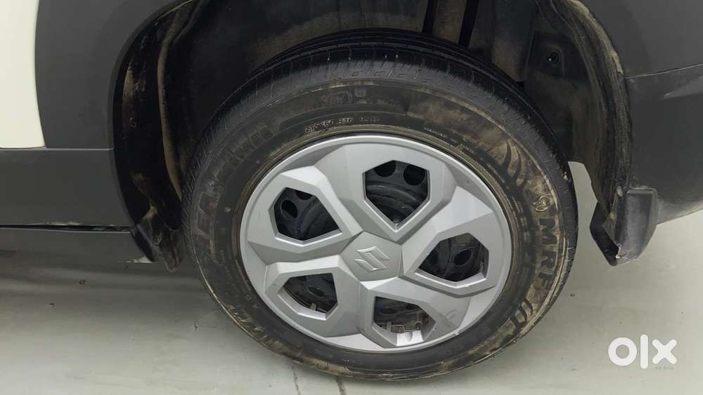 Maruti Suzuki Brezza Vxi At, 2024, Petrol