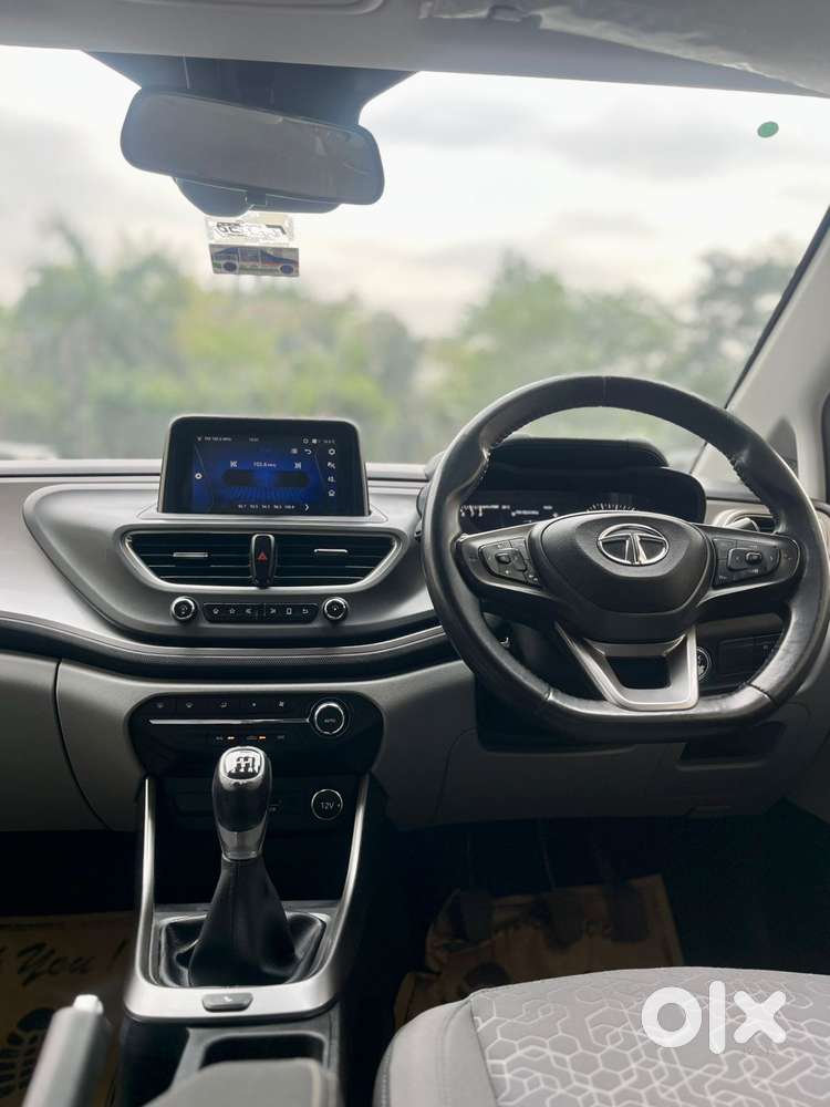 Tata Altroz Xz, 2020, Petrol