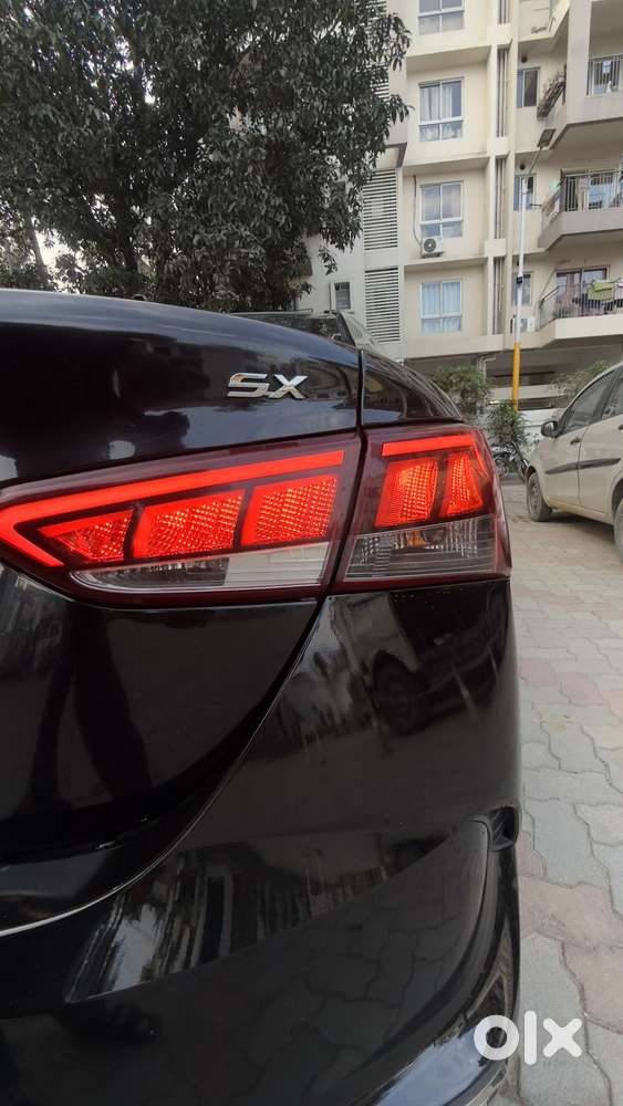 Hyundai Verna Sx Petrol At, 2022, Petrol