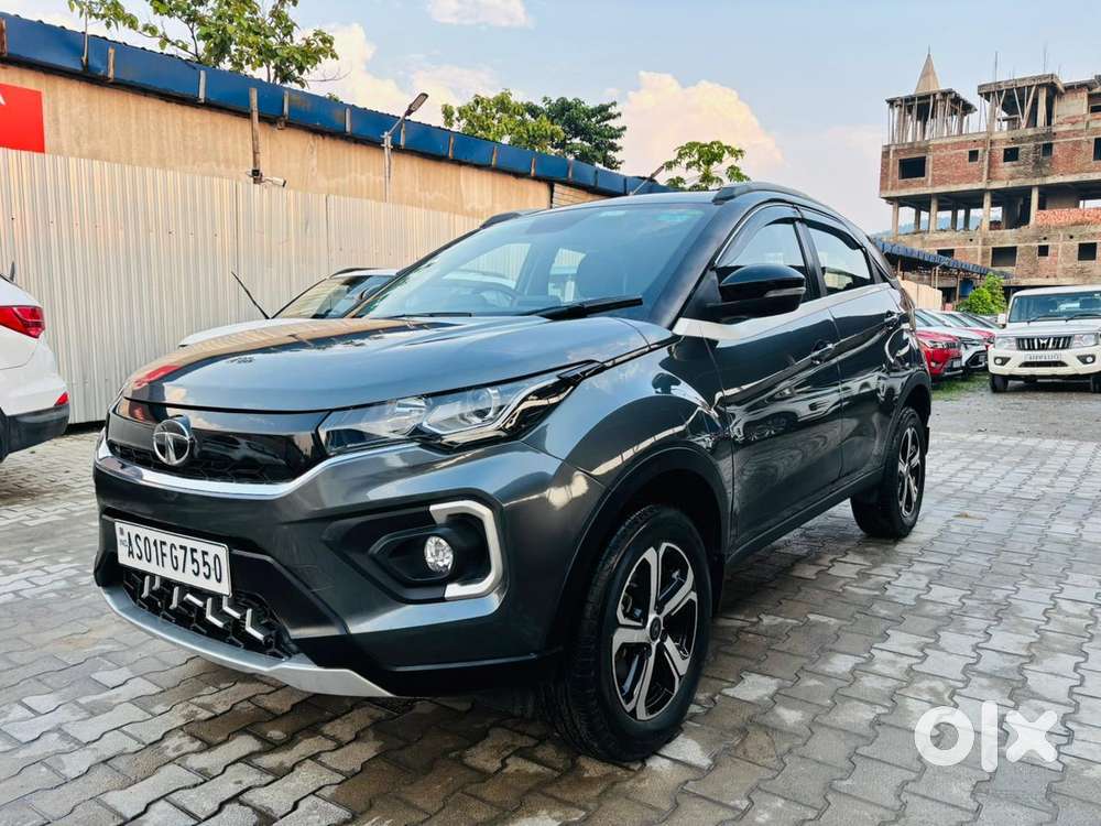Tata Nexon 1.5 Revotorq Xz Plus Hs Dual Tone, 2022, Petrol