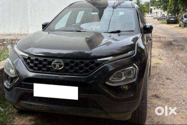 Tata Safari Dark Edition 2022 Diesel 1