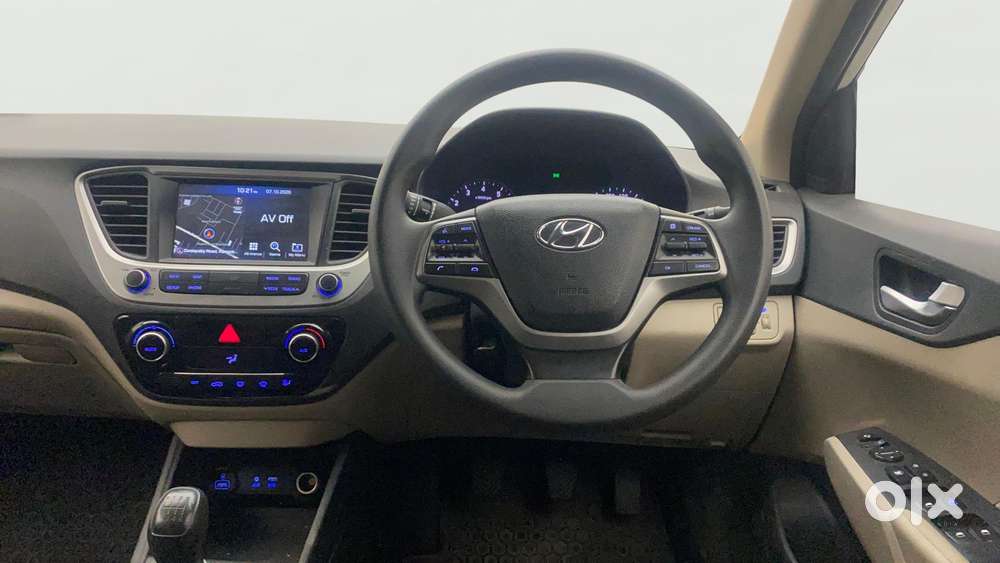 Hyundai Verna 1.6 Vtvt Sx, 2019, Petrol
