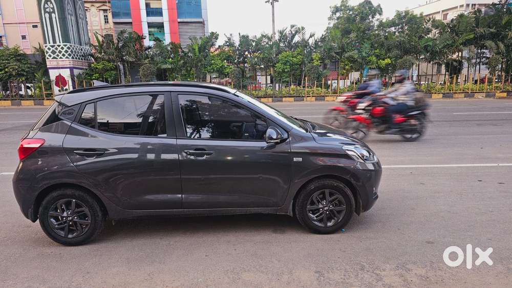 Hyundai Grand I10 Nios Sportz 1.2 At, 2019, Petrol