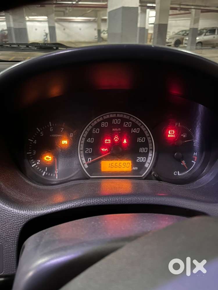 Swift Vxi Petrol 2004