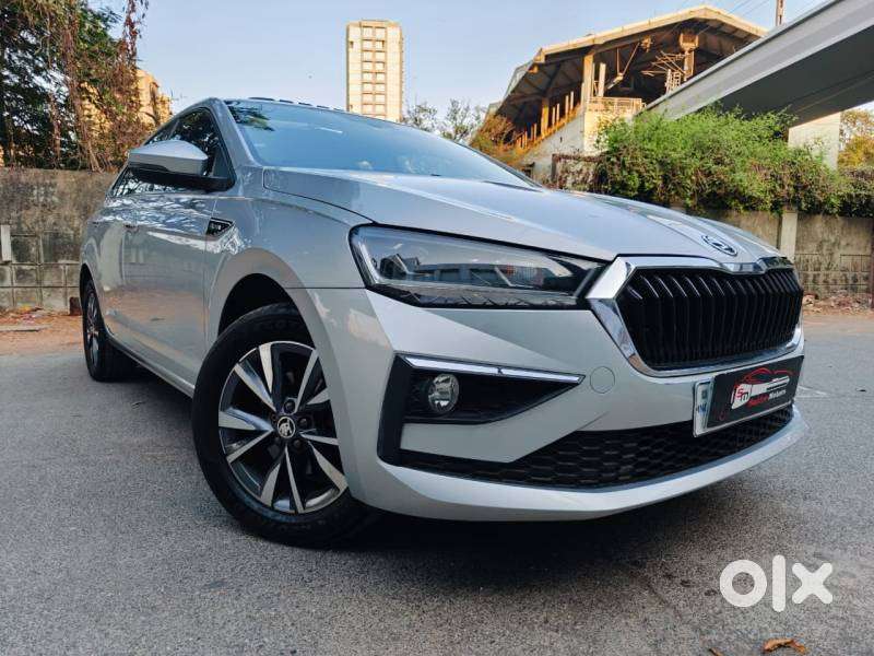 Skoda Slavia Style 1.0l Tsi At, 2023, Petrol