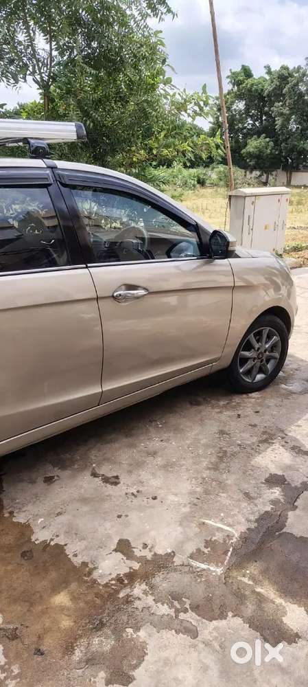 Tata Bolt Xt Revotron 2015