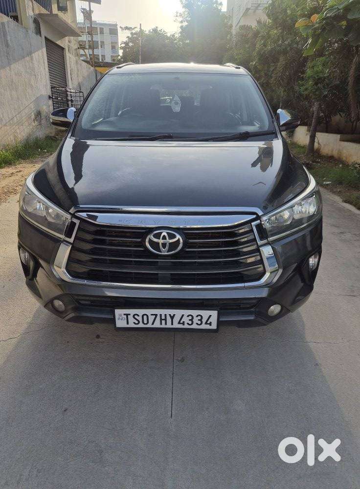 Toyota Innova Crysta 2.4 G Plus Mt 8 Str, 2021, Diesel