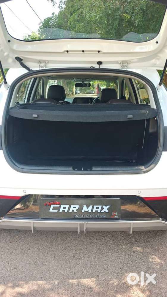 Hyundai I20 Asta (o) 1.2 Mt, 2023, Petrol