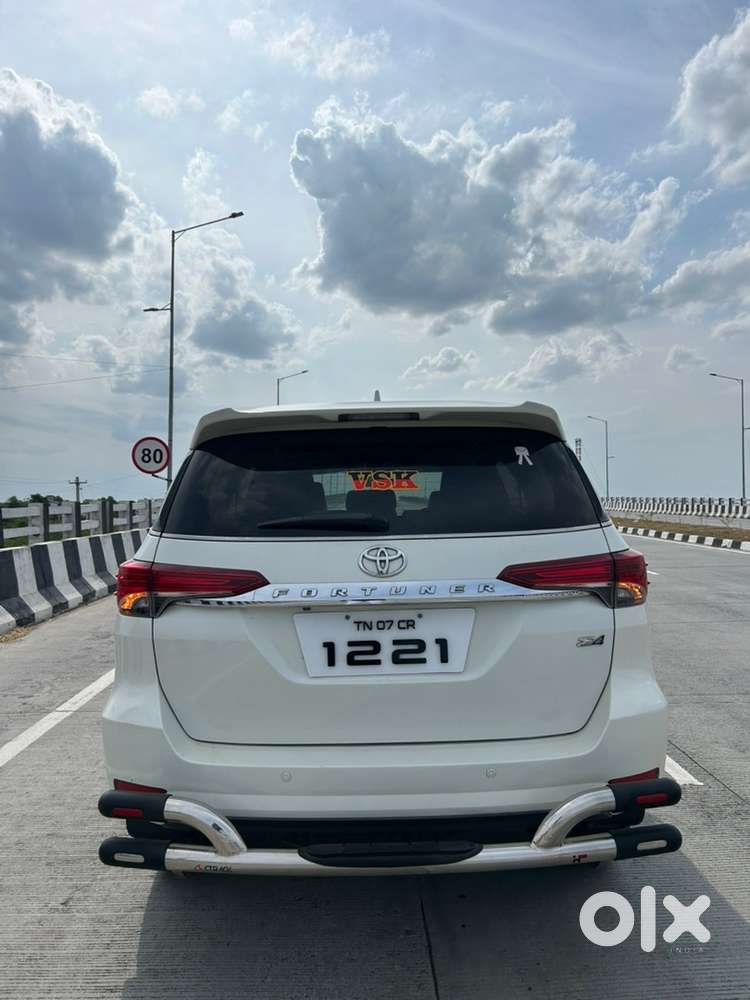 Toyota Fortuner 2.8 Diesel Manual 2018  Excellent Condition