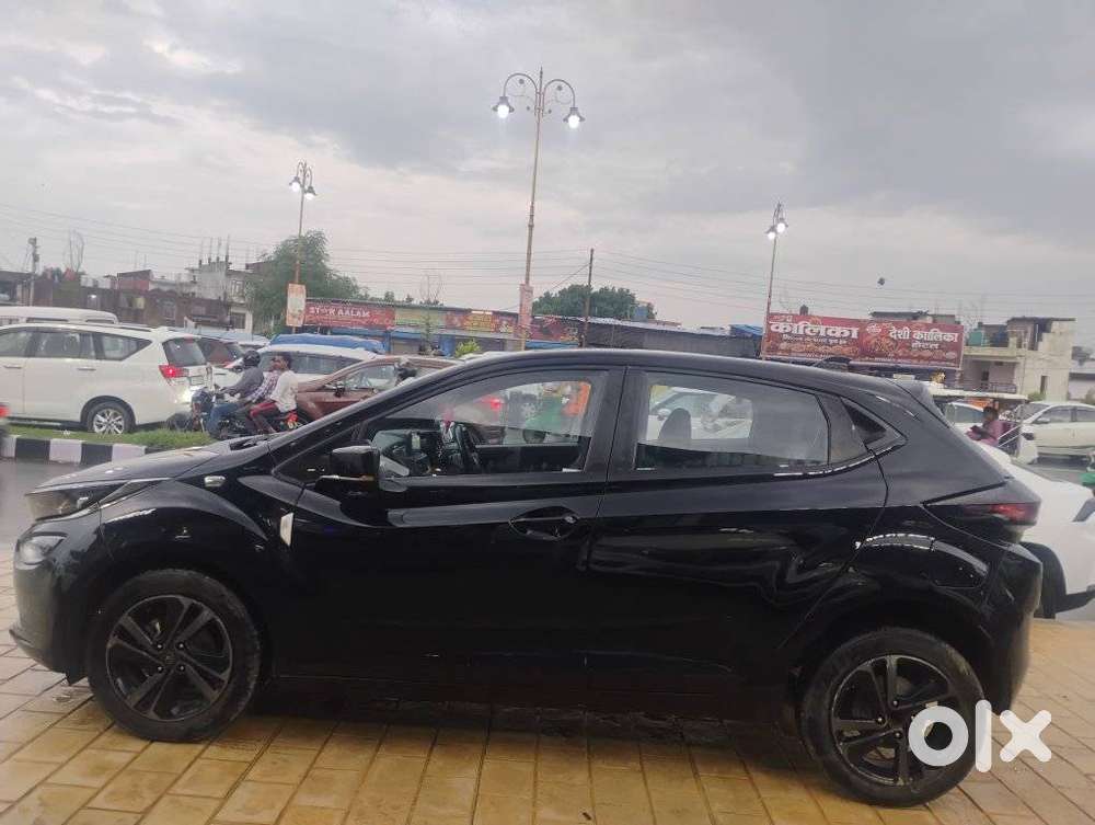Tata Altroz Xz Plus (s) Dark Edition, 2023, Diesel