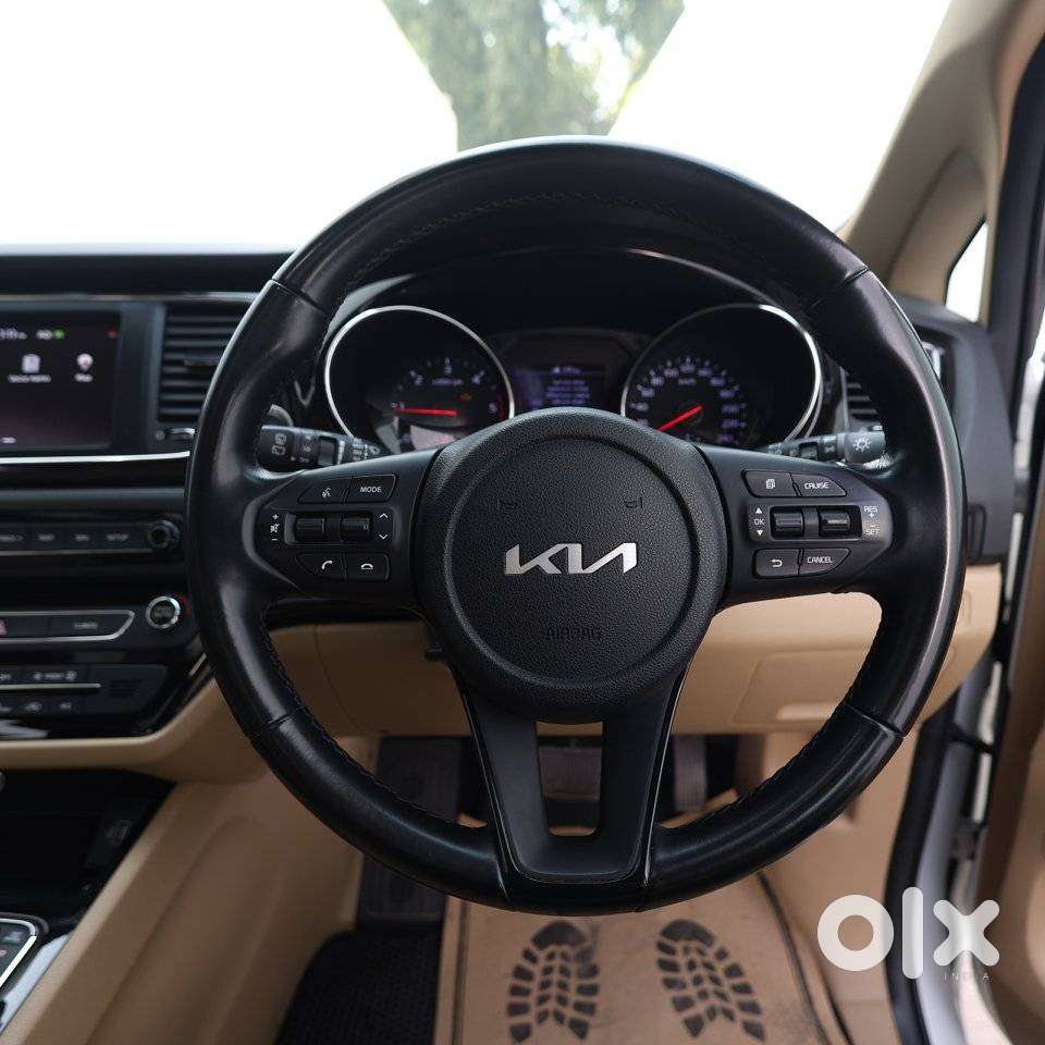 Kia Carnival Limousine Plus 7 Str, 2022, Diesel