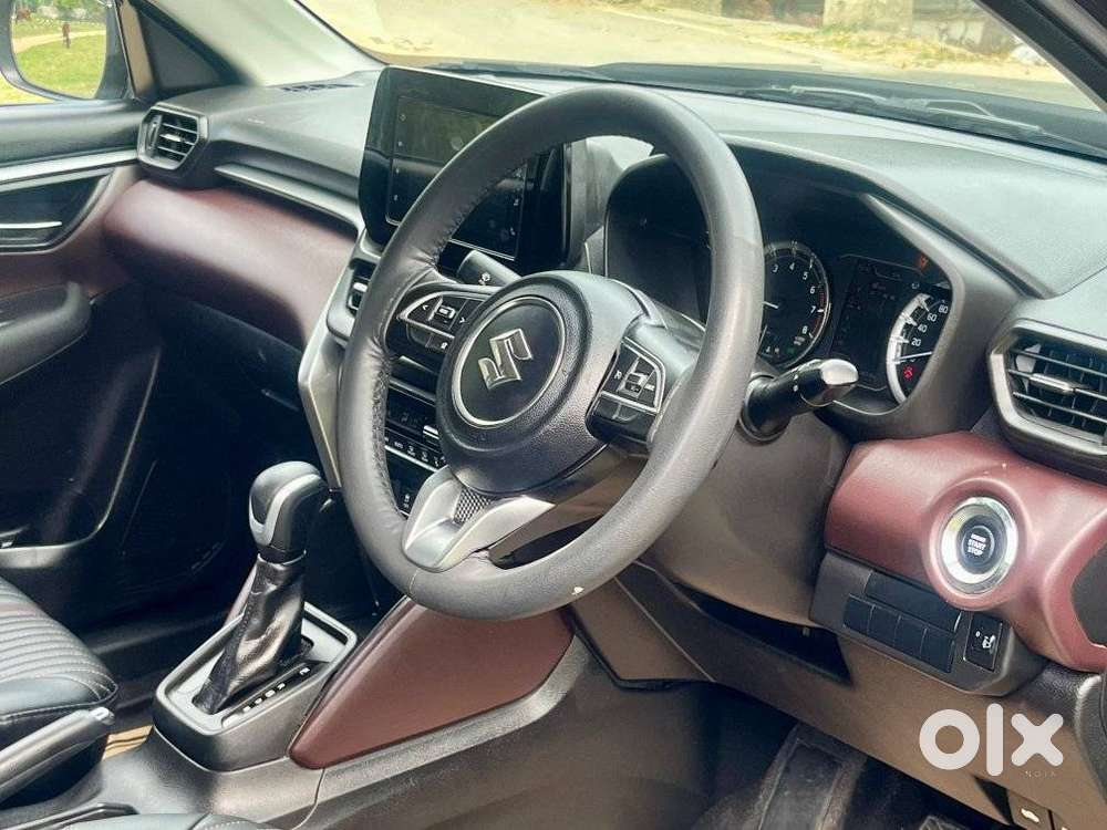 Maruti Suzuki Grand Vitara 1.5 Delta Smart Hybrid At, 2023, Petrol