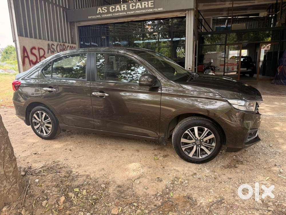 Honda Amaze 2023 Petrol Well Maintained