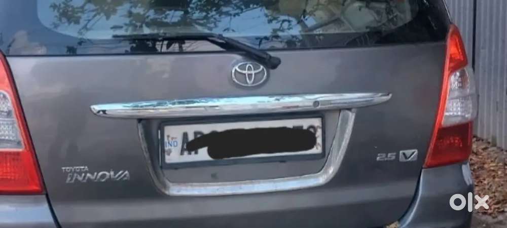 Toyota Innova 2009 Diesel Well Maintained