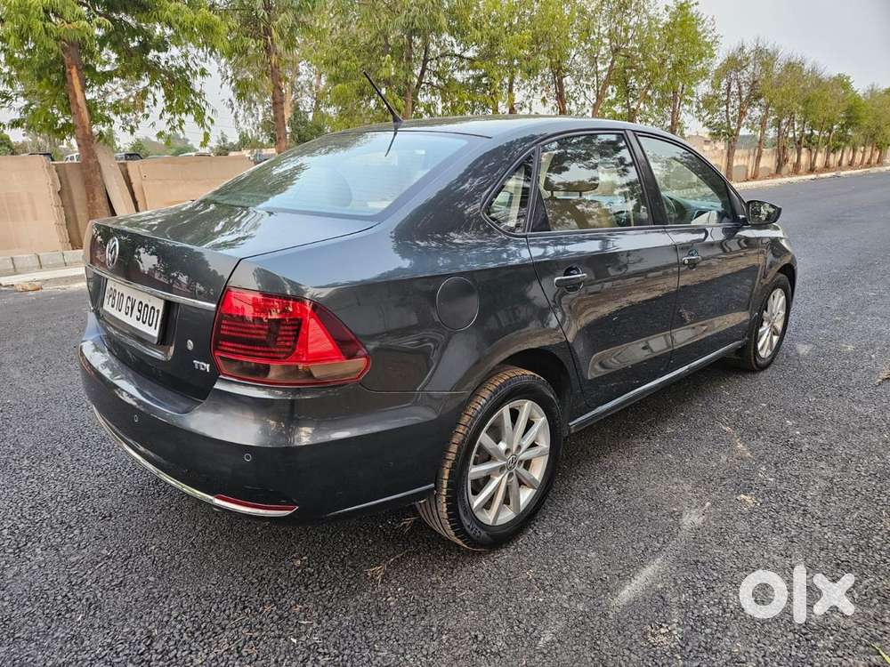 Volkswagen Vento 1.2 Highline Plus At 16 Alloy, 2017, Diesel