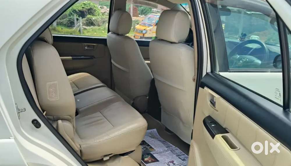 Toyota Fortuner (trd)
