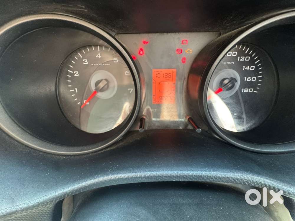 Mahindra Tuv 300 2016
