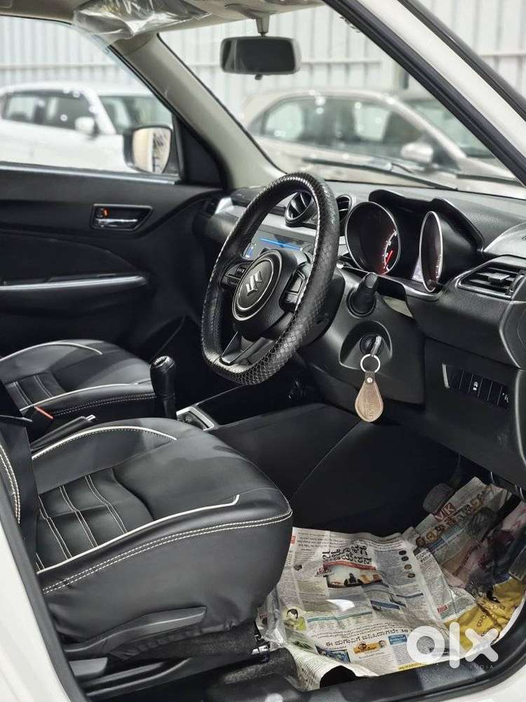 Maruti Suzuki Swift Vxi Optional, 2022, Petrol