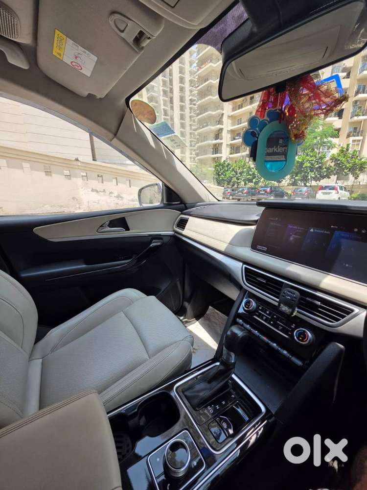 Mahindra Xuv700 Luxury Fully Automatic 2022 Petrol 48000 Km Driven
