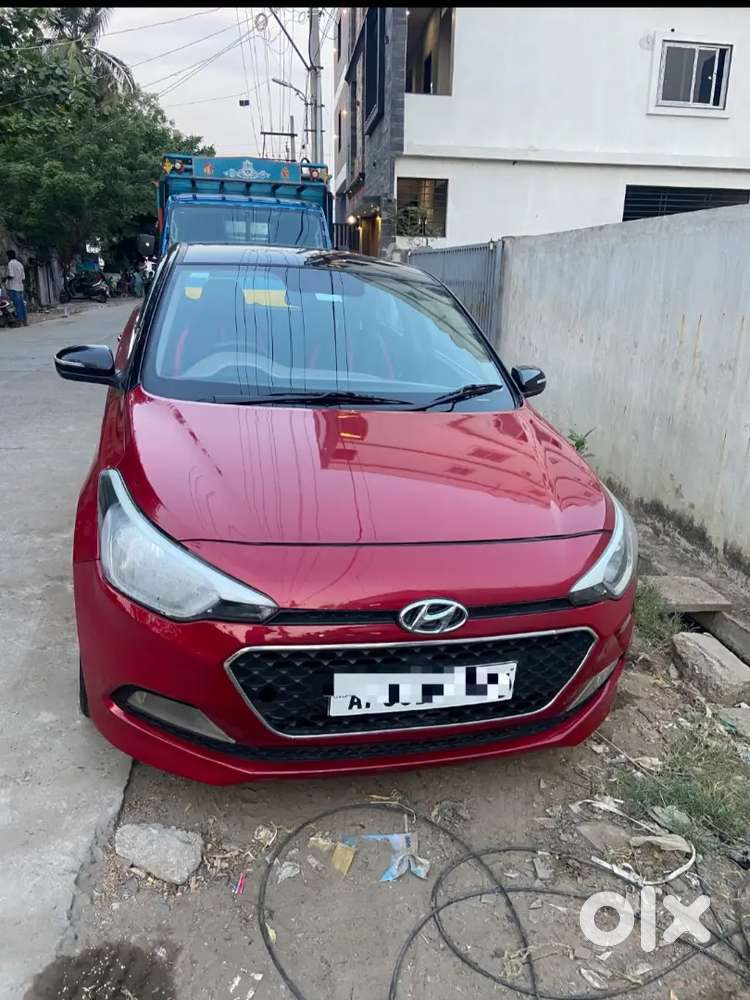 Hyundai Elite I20 2016 Diesel 122000 Km Driven