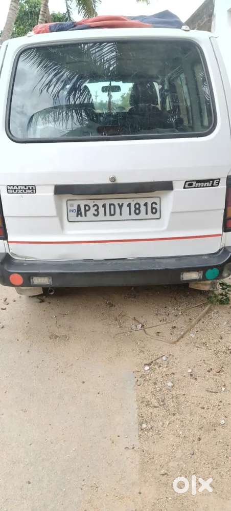 Maruti Suzuki Omni 2017 Petrol 52000 Km Driven