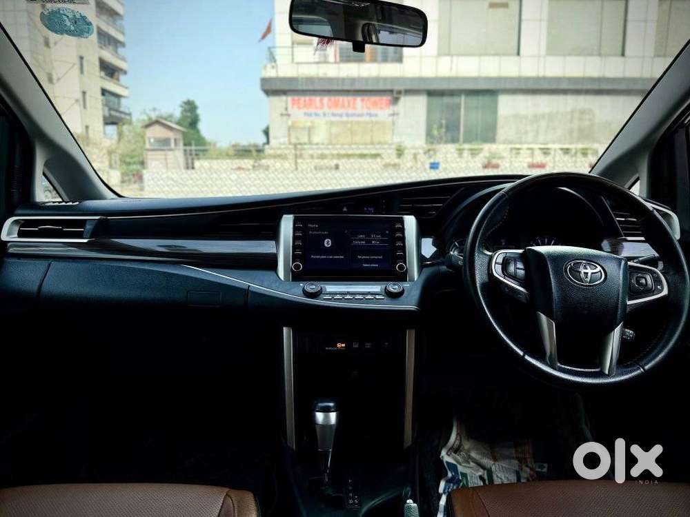 Toyota Innova Crysta [2020-ongoing] 2.4 Zx At 7 Str, 2022, Diesel