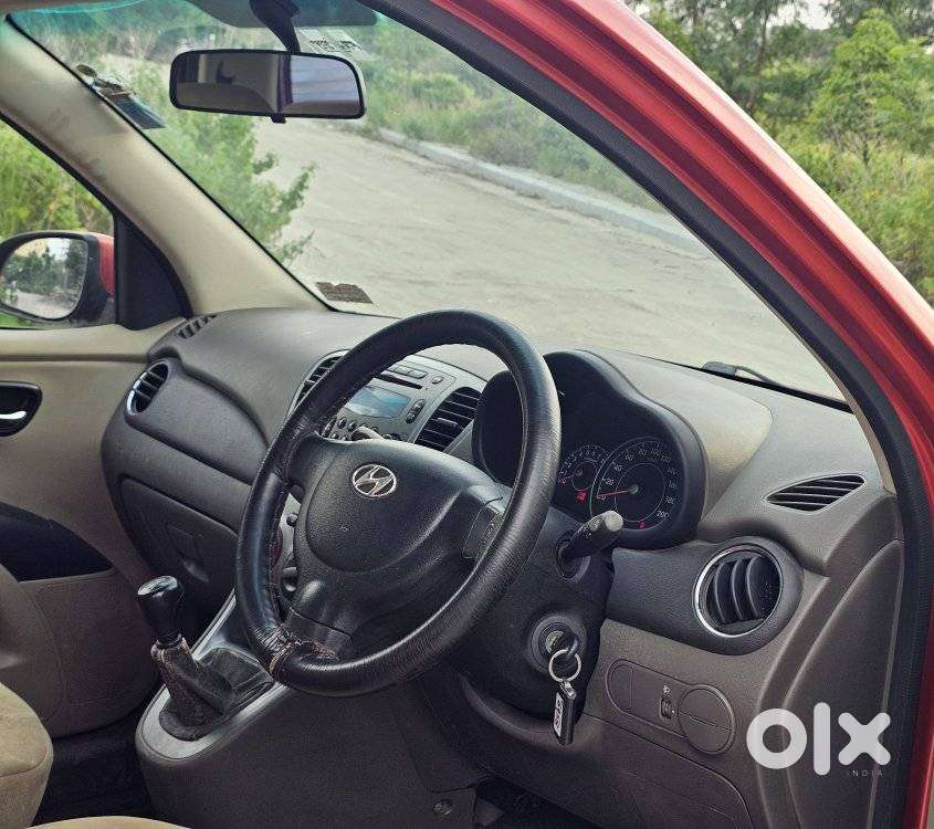 Hyundai I10 Sportz, 2011, Petrol