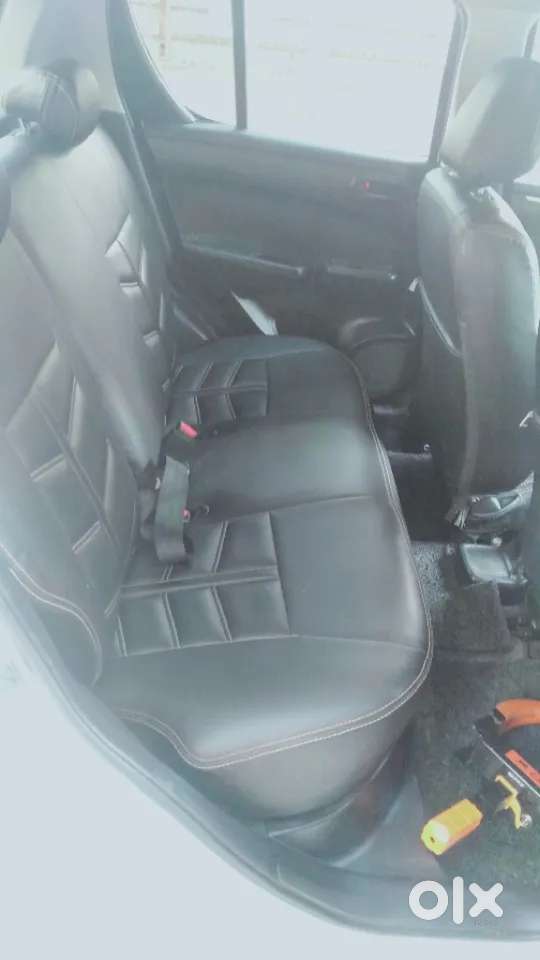 Maruti Suzuki Swift Lxi Optional-o, 2016, Petrol