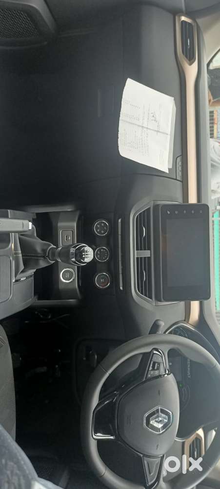 Renault Kiger Rxt, 2022, Petrol