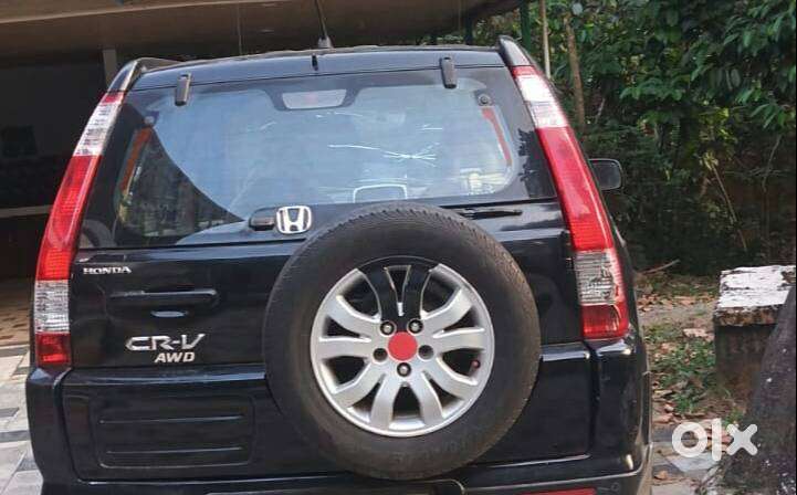 Honda Crv 2006 2.4l.4wd.manual Spare Parts2323
